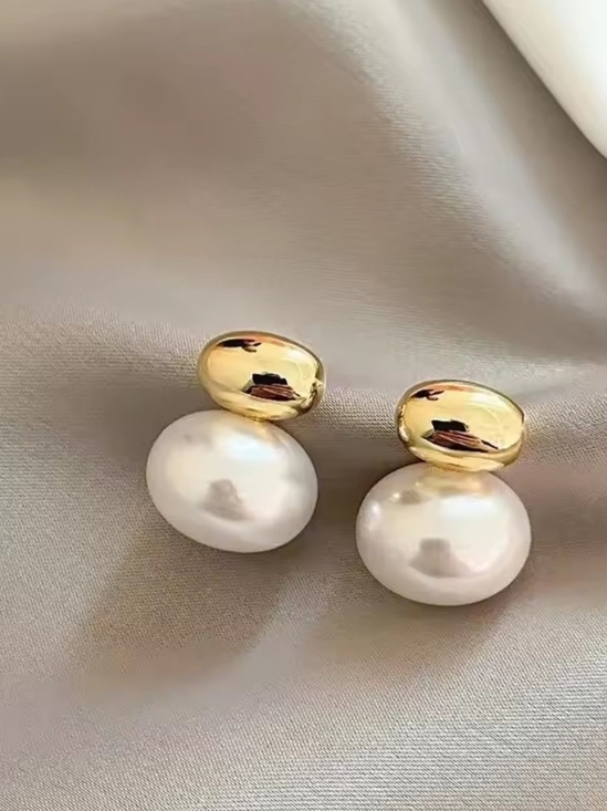 Neiman Marcus Jewelry - Gold White Pearl Drop Earrings